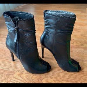 Guess Charise peep toe bootie